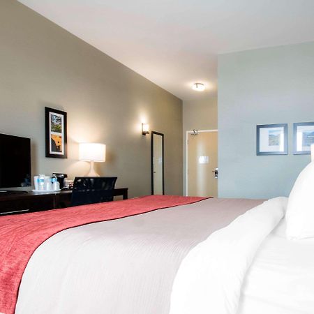 Comfort Inn & Suites מריט מראה חיצוני תמונה