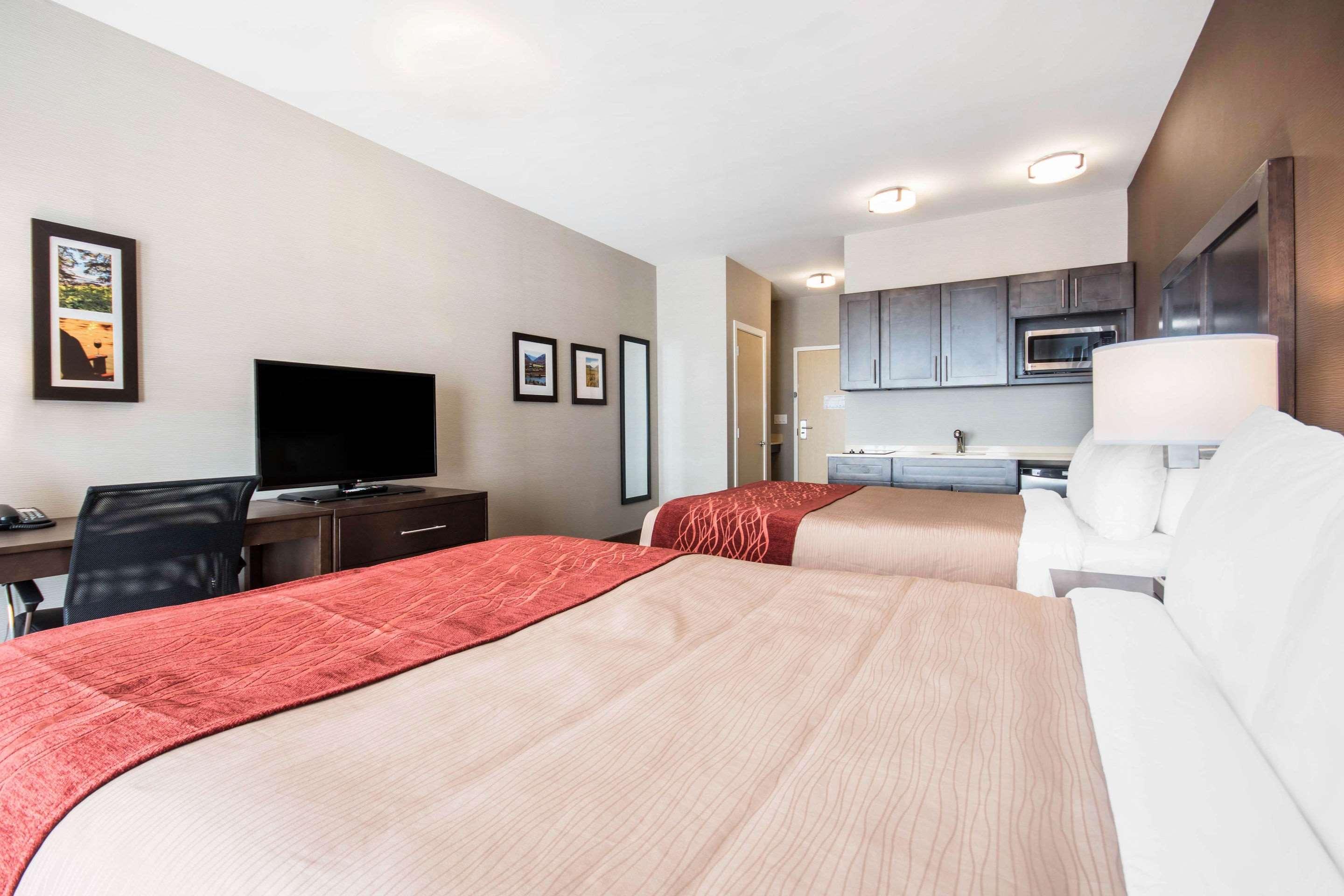 Comfort Inn & Suites מריט מראה חיצוני תמונה